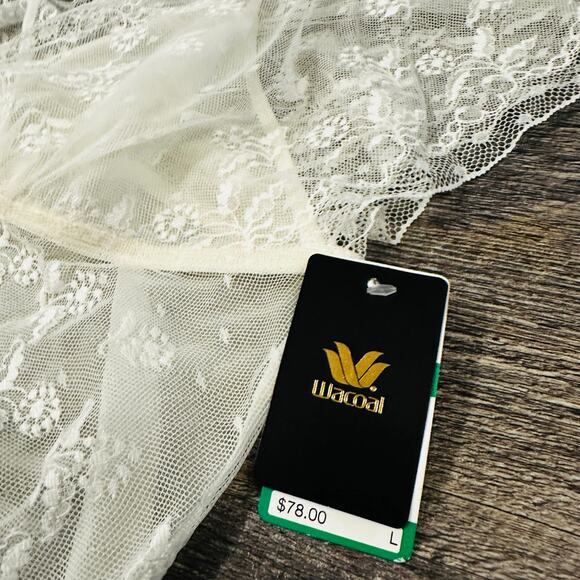 Wacoal Womens White Lace Short Sleeve Lifted In Luxury Bodysuits Size Medium NWT - Picture 3 of 4